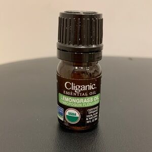 Cliganic Lemongrass Essential Oil - NWT 5 ml